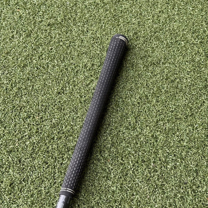 Cobra KING LTDx Golf Driver / 9 Degree / Stiff Flex