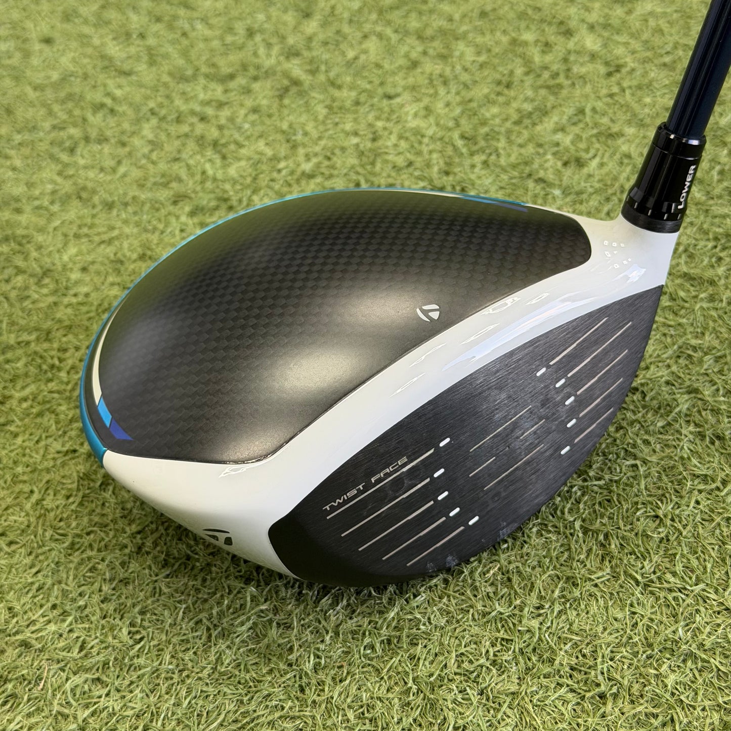 TaylorMade SIM2 Max Driver / 9 Degree / Stiff Flex