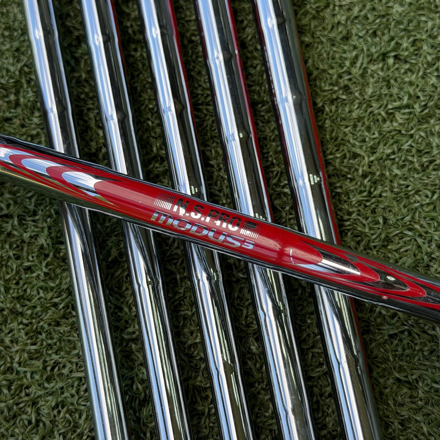 Titleist T200 2023 Golf Iron Set / 5-PW / Stiff Flex