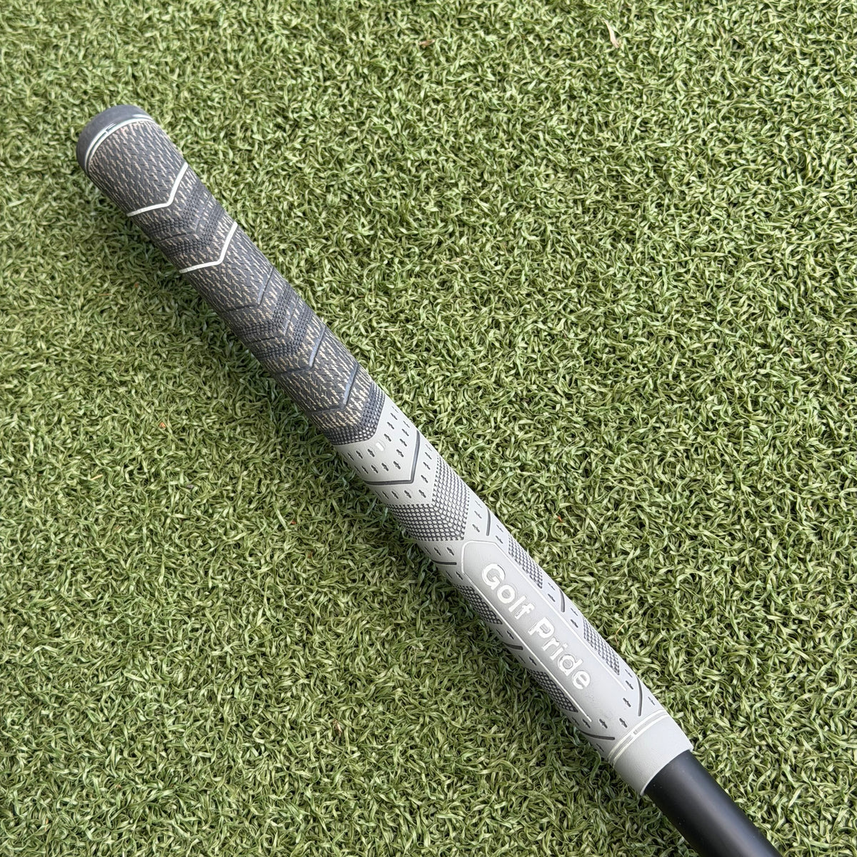 Titleist TSR3 Golf Driver / 10 Degree / Regular Flex - Pre Owned Golf 