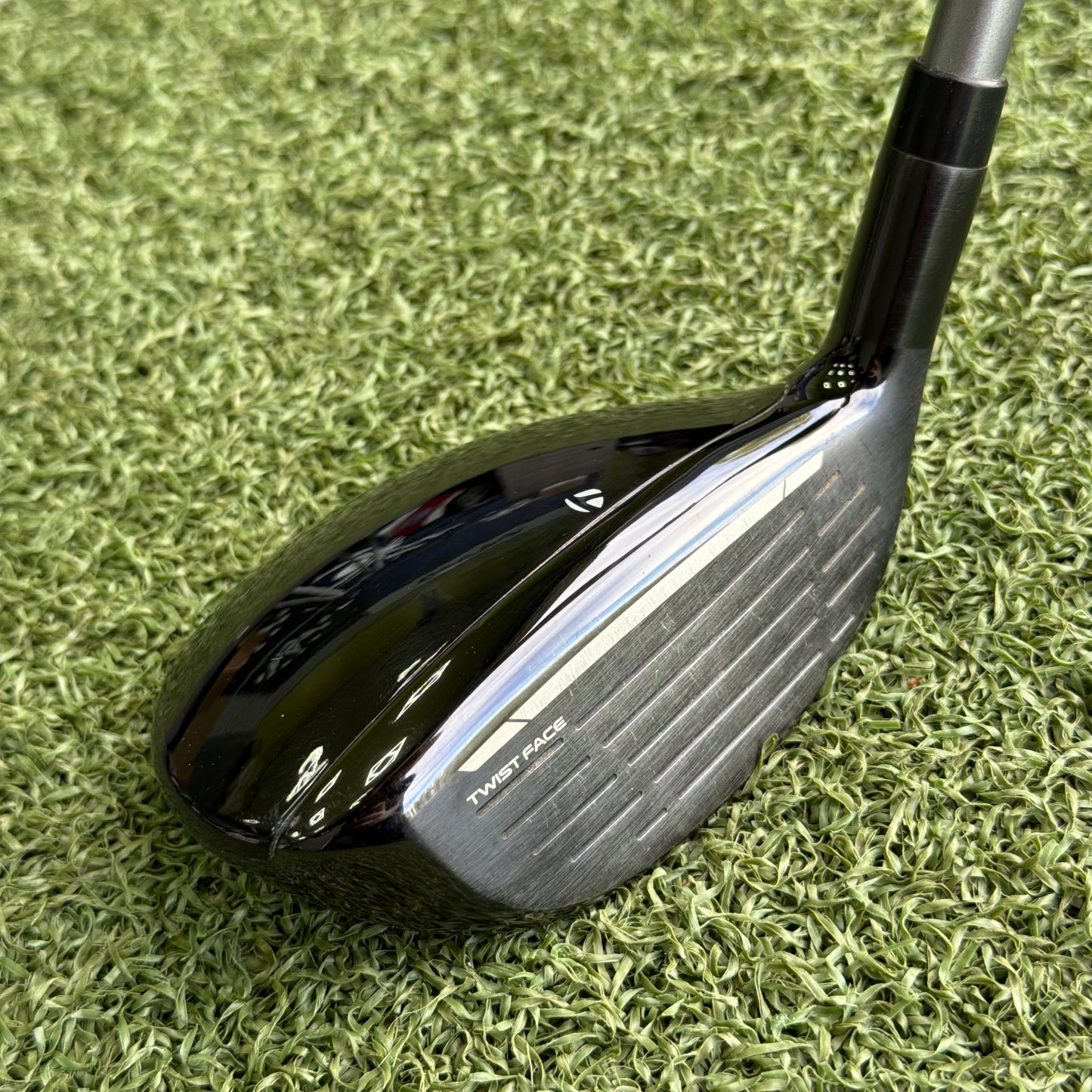 TaylorMade Qi10 MAX #4 Hybrid / 23 Degree / Regular Flex - Pre Owned Golf 