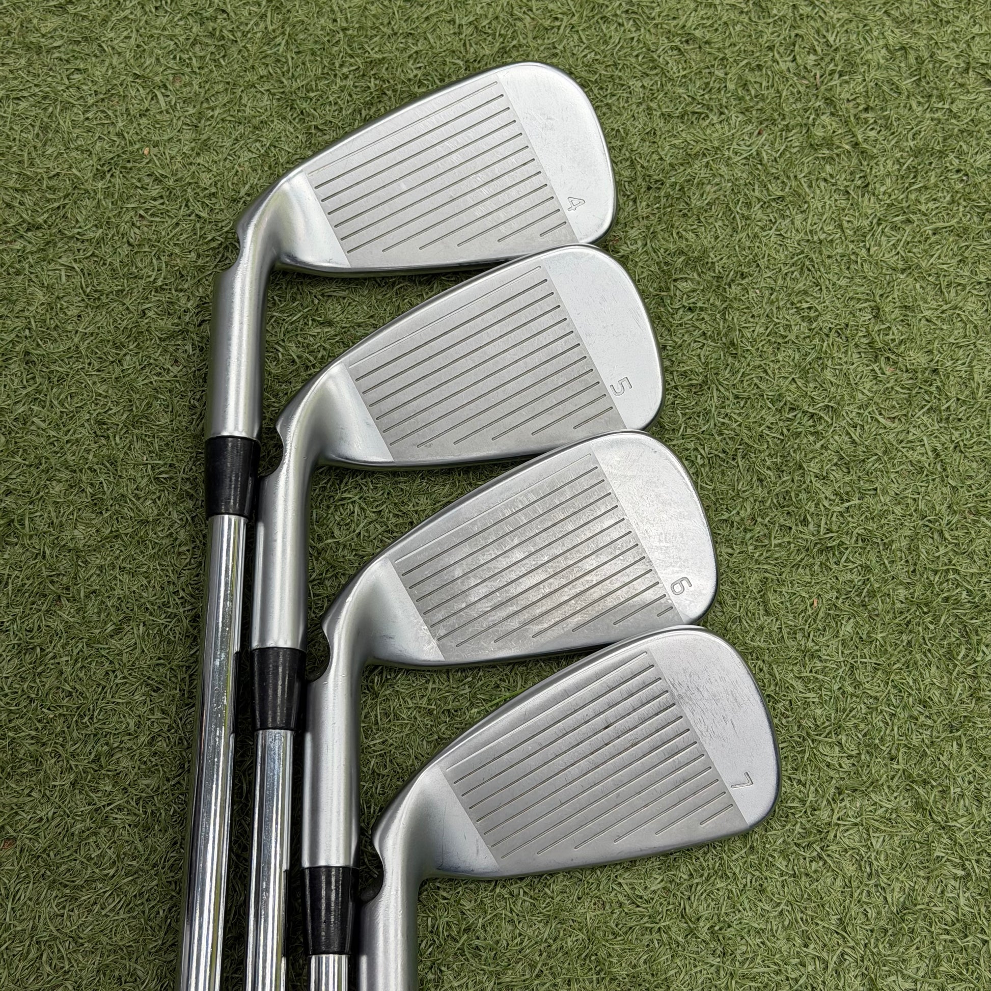 PING G425 Golf Iron Set / 4-PW / Stiff Flex - Pre Owned Golf 