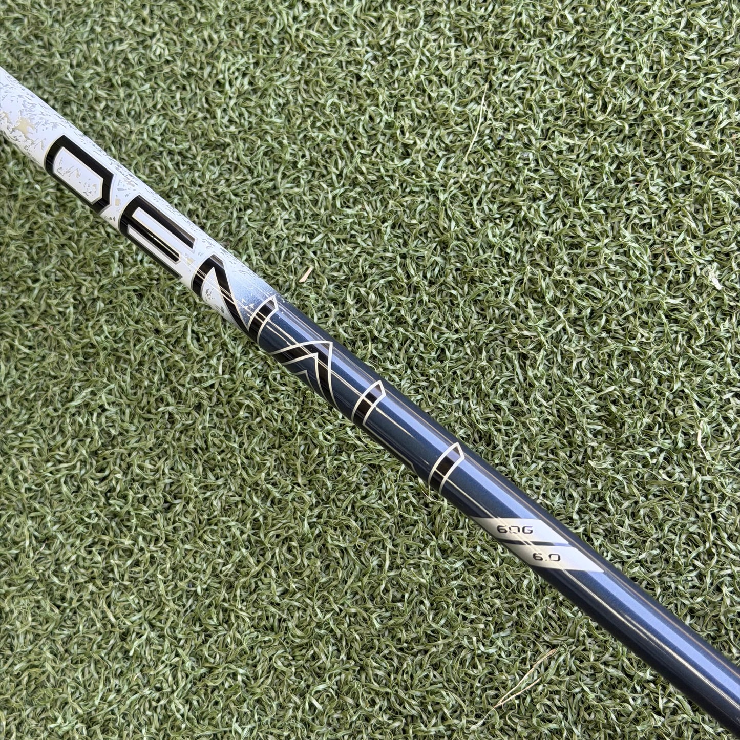 Cobra DS-Adapt X Golf Driver / 10.5 Degree / Stiff Flex / Left Hand