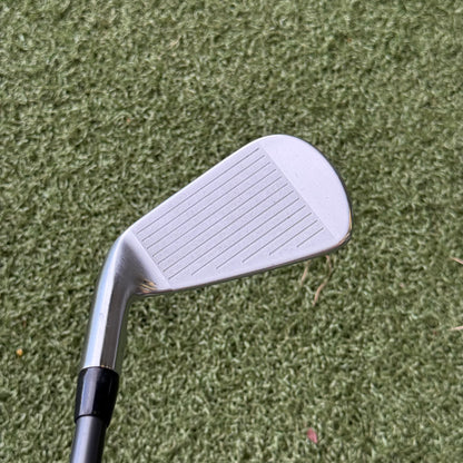 Titleist U500 #4 Iron / 23 Degree / Stiff Flex