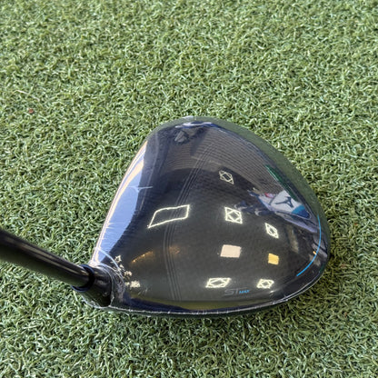 Mizuno ST-MAX 230 Golf Driver / 10.5 Degree / Stiff Flex - Pre Owned Golf 