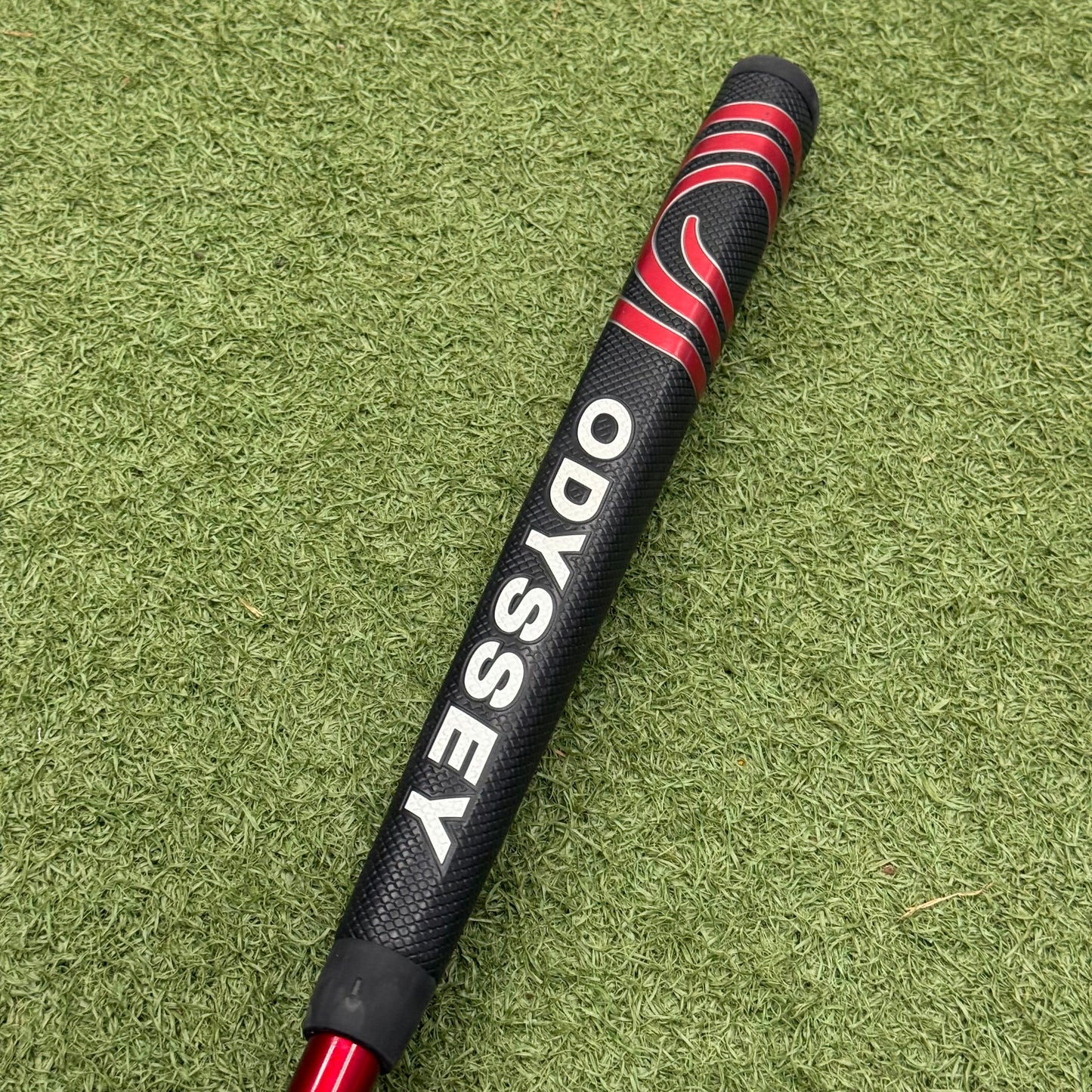 Odyssey White Hot Versa One / 34 Inch