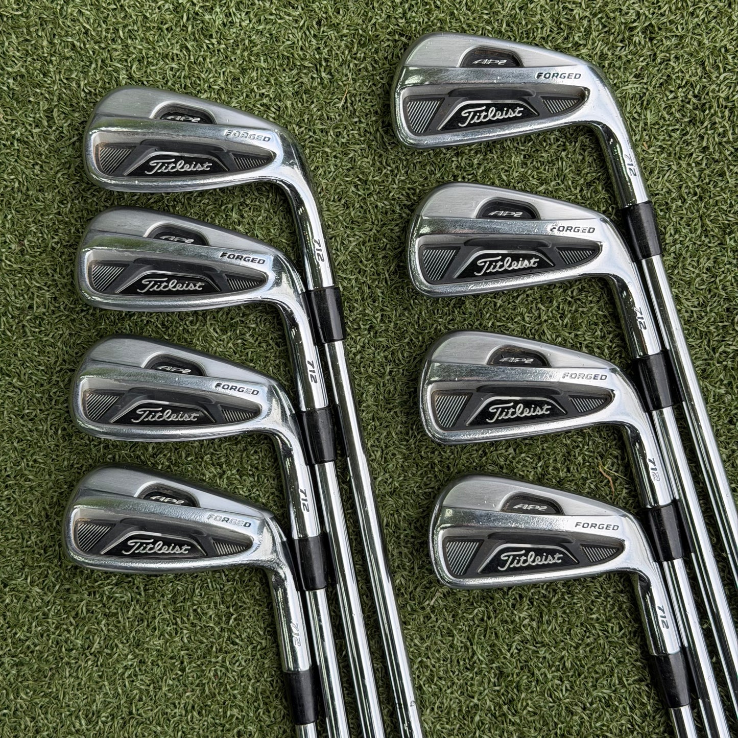 Titleist AP2 (712) Golf Iron Set / 4-PW+W / Stiff Flex