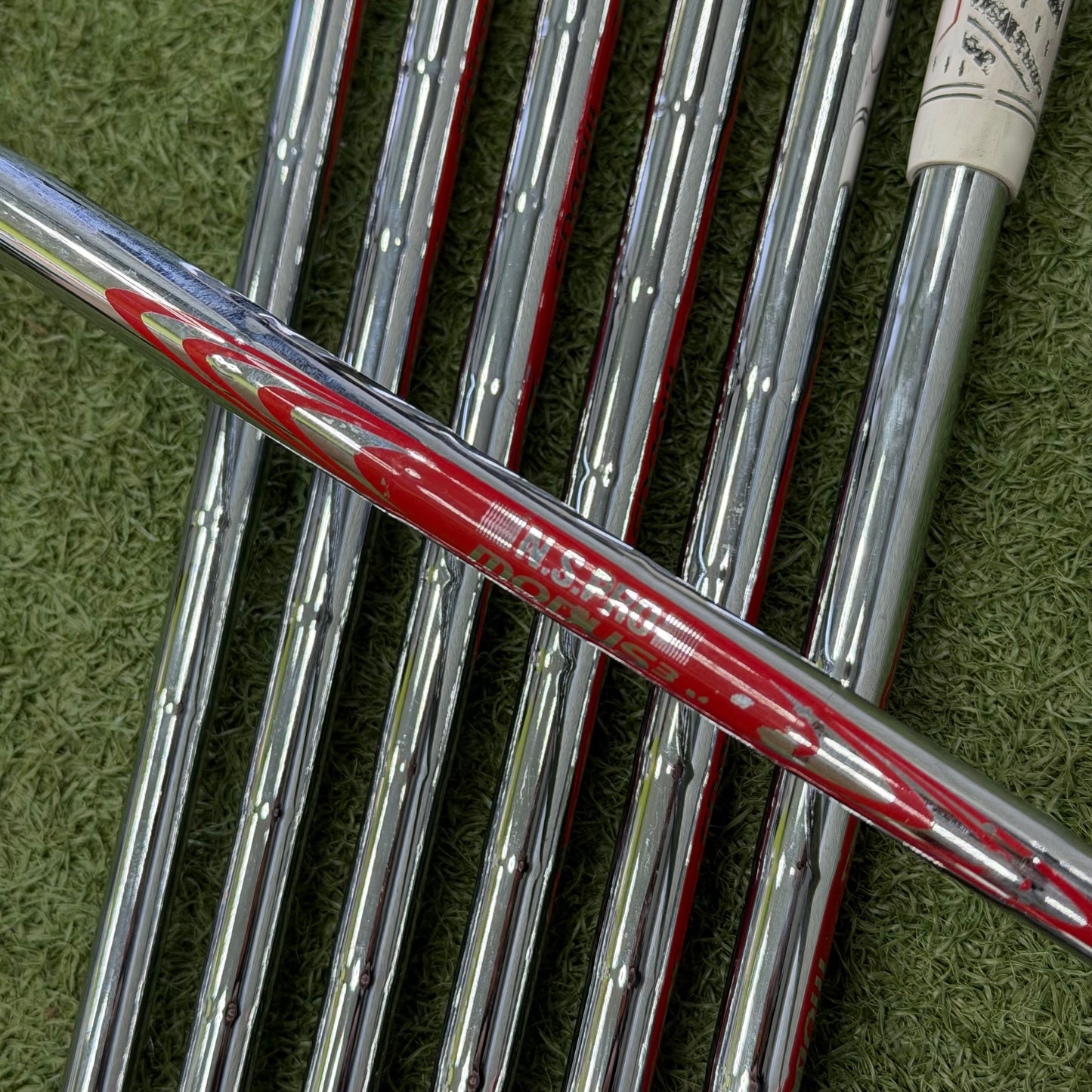 Callaway Apex Pro 2019 Forged Golf Iron Set / 4-PW / X-Stiff Flex