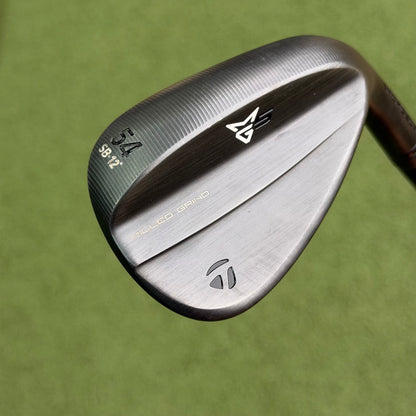 TaylorMade Milled Grind 5 Charcoal SB Sand Wedge / 54 Degree