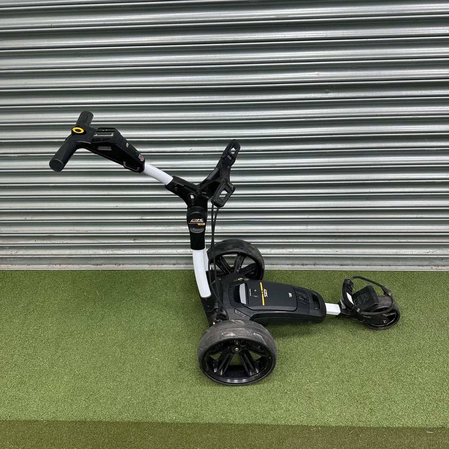 Powakaddy CT6 GPS Electric Golf Trolley / XL Lithium Battery