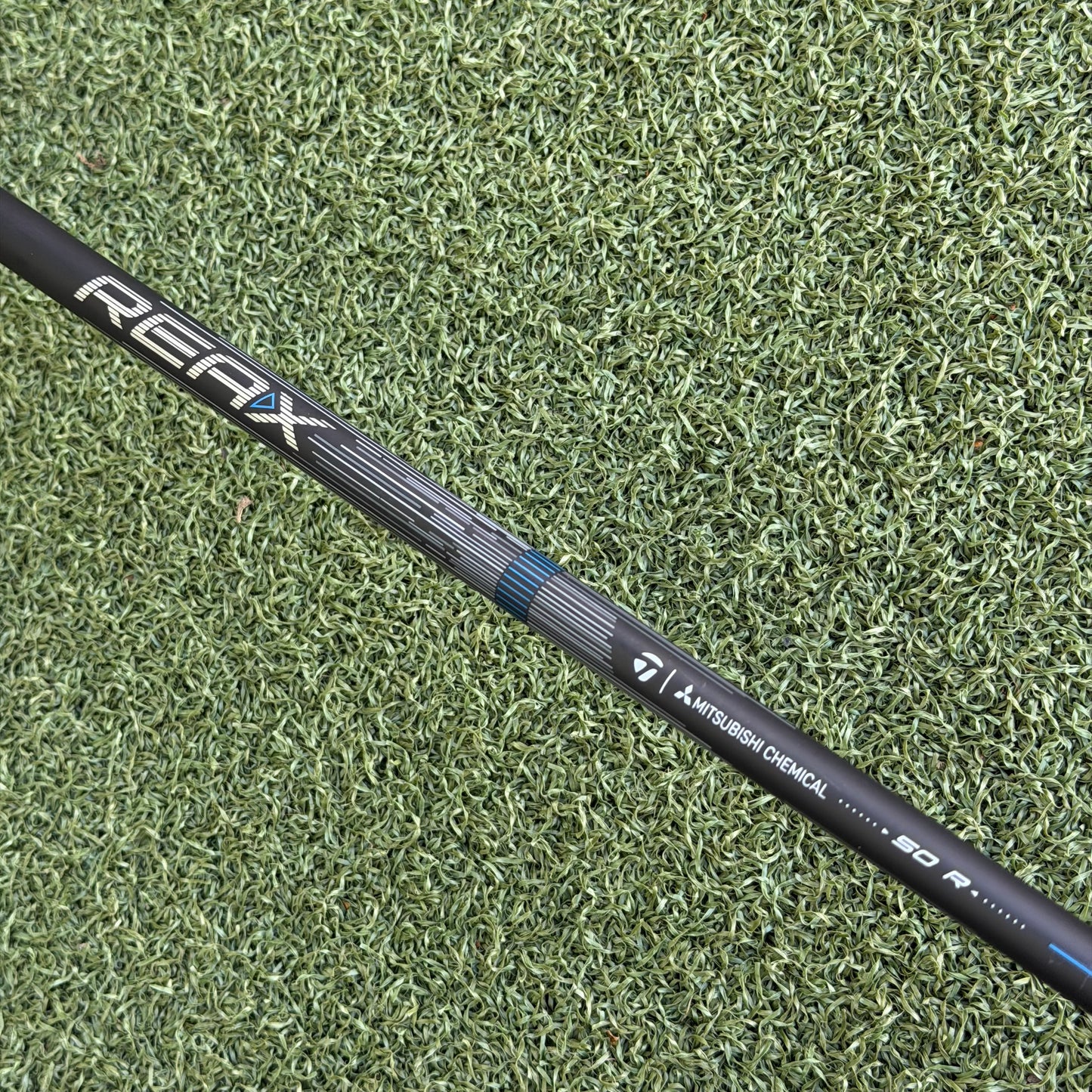 TaylorMade Qi4D Golf Driver / 10.5 Degree / Regular Flex REAX 50