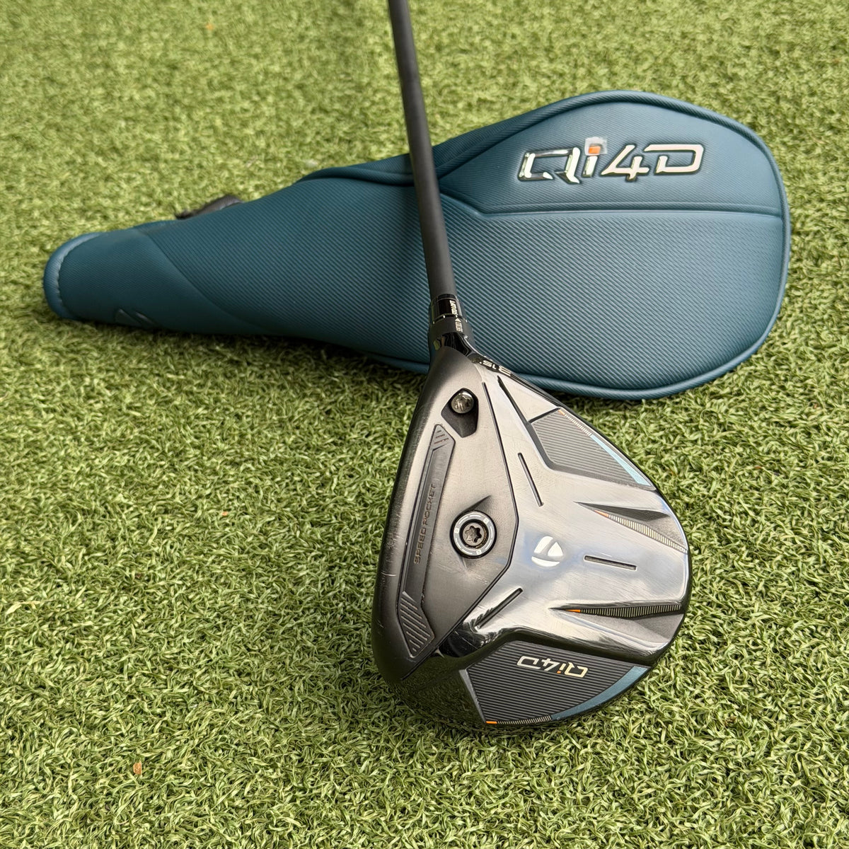 TaylorMade Qi4D #3 Fairway Wood / 15 Degree / Stiff Flex
