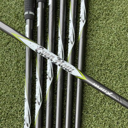 Wilson Staff D9 Golf Iron Set / 5-PW+SW / Regular Flex Graphite Shafts - Pre Owned Golf 