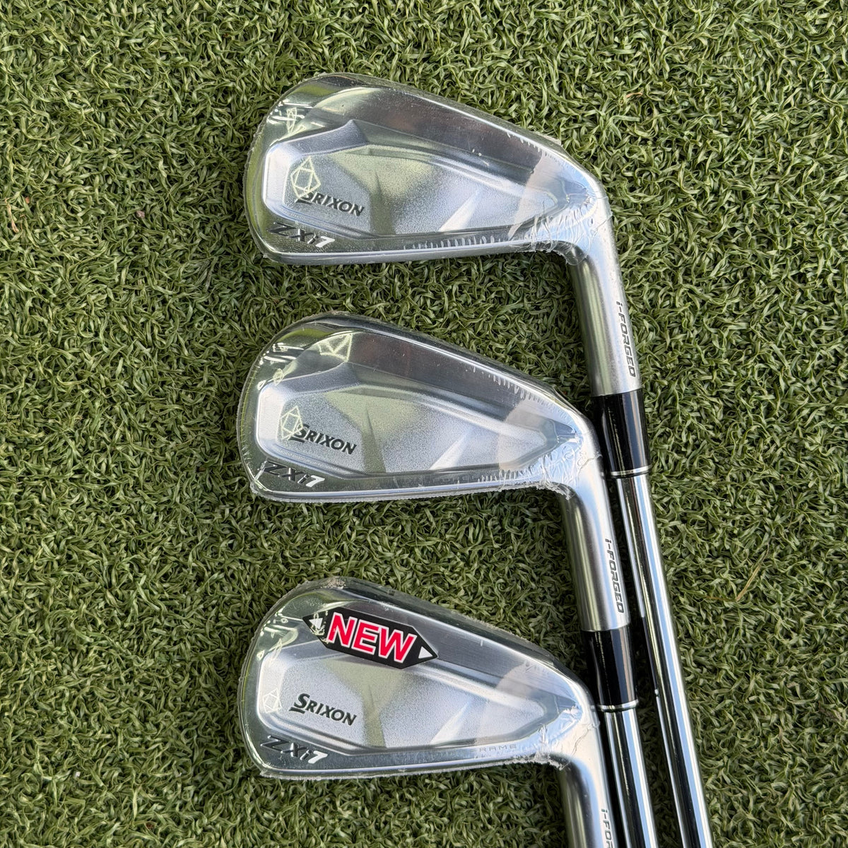 Srixon ZXi7 Forged Golf Iron Set / 5-PW / Stiff Flex Dynamic Gold 115 Shaft