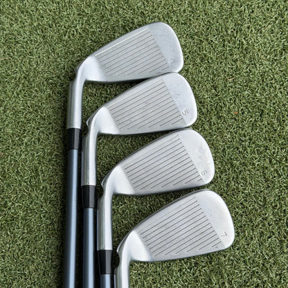 PING G425 Golf Iron Set / 4-PW / Graphite Regular Flex - Pre Owned Golf 