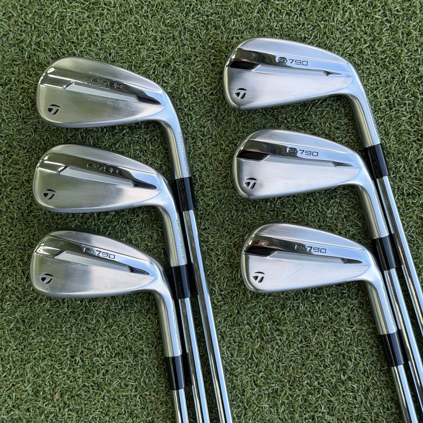 TaylorMade P790 (2025) Iron Set / 5-PW / Regular Flex