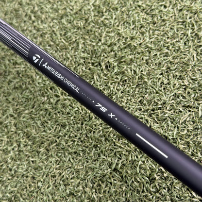 TaylorMade Qi4D #7 Fairway Wood / 21 Degree / X-Stiff Flex