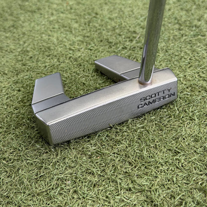 Scotty Cameron Futura X5 Putter / 34 Inch - Pre Owned Golf 