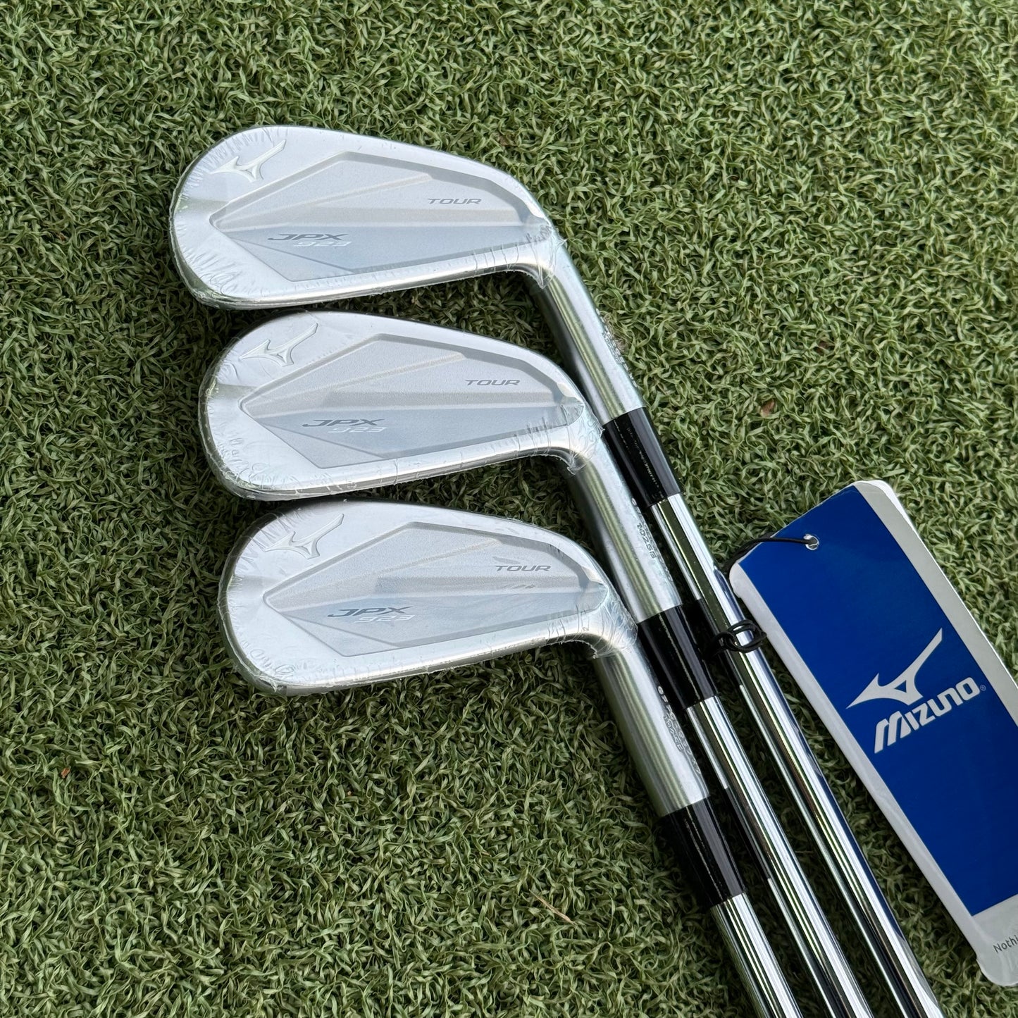 Mizuno JPX 923 Tour Iron Set / 5-PW / Stiff Flex