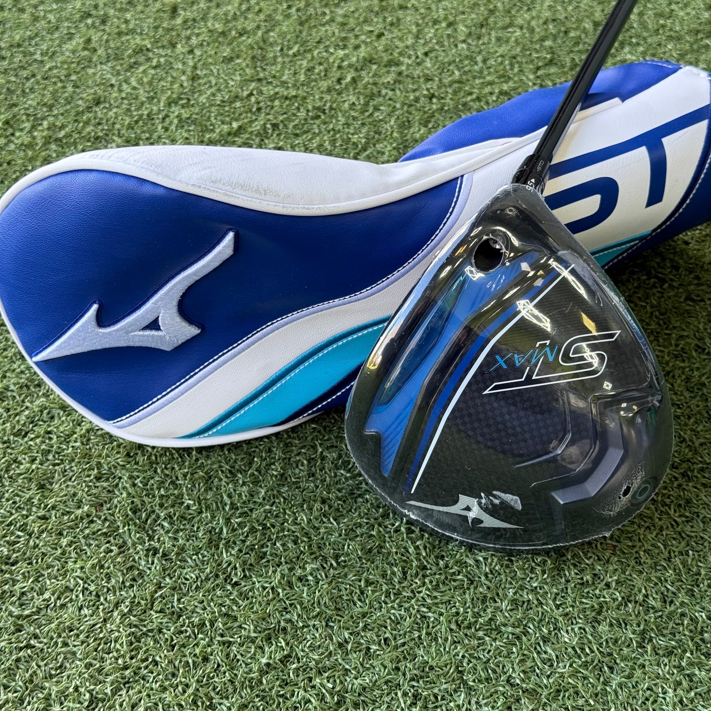 Mizuno ST-MAX 230 Golf Driver / 9.5 Degree / Stiff Flex