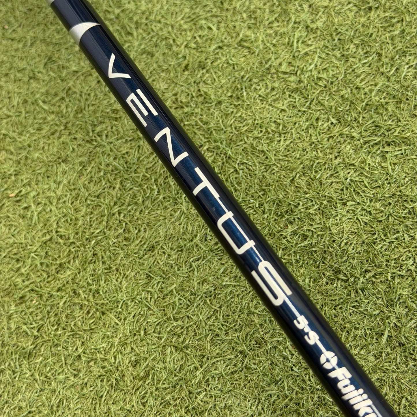 TaylorMade SIM2 Max Driver / 9 Degree / Stiff Flex