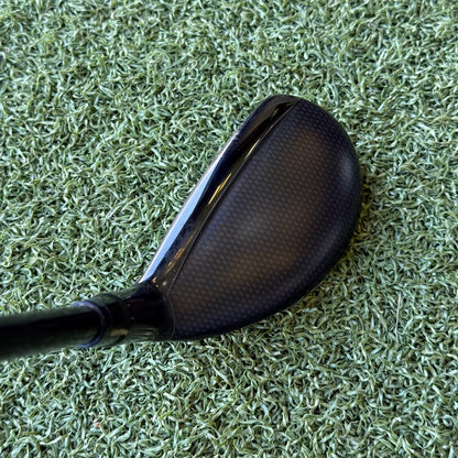 TaylorMade Stealth Plus #2 Hybrid / 17 Degree / Stiff Flex