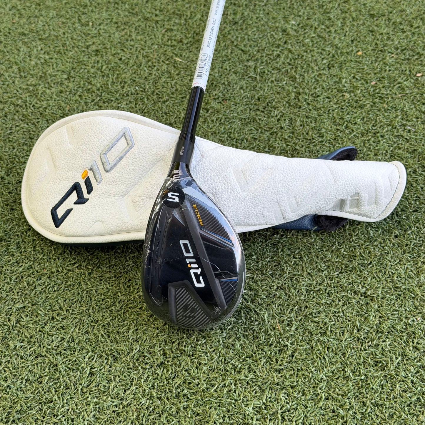 TaylorMade Qi10 #3 Hybrid / 19 Degree / Stiff Flex