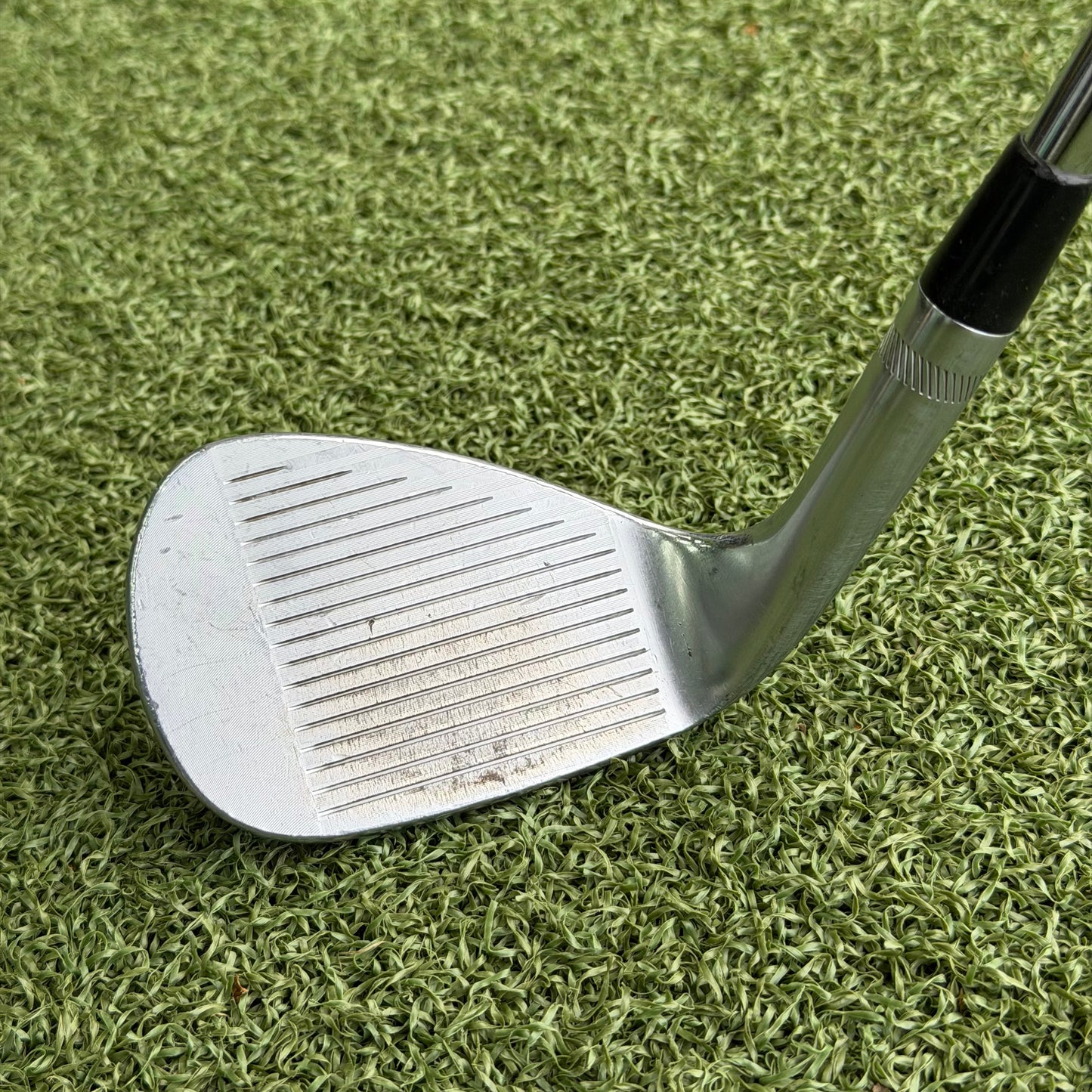 Titleist Vokey SM8 Sand Wedge / 56 Degree