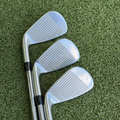Titleist 718 AP3 Golf Iron Set / 4-PW / Regular Flex