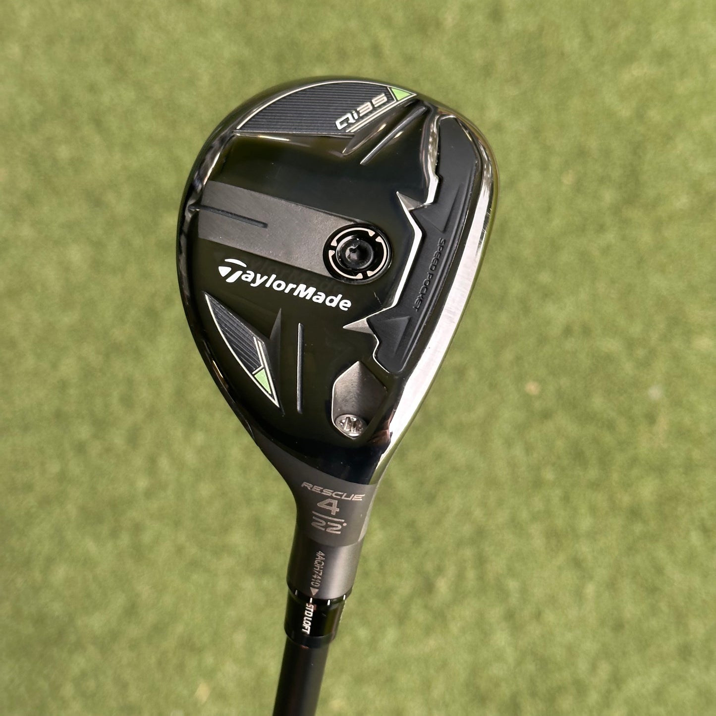 TaylorMade Qi35 #4 Hybrid / 22 Degree / Stiff Flex