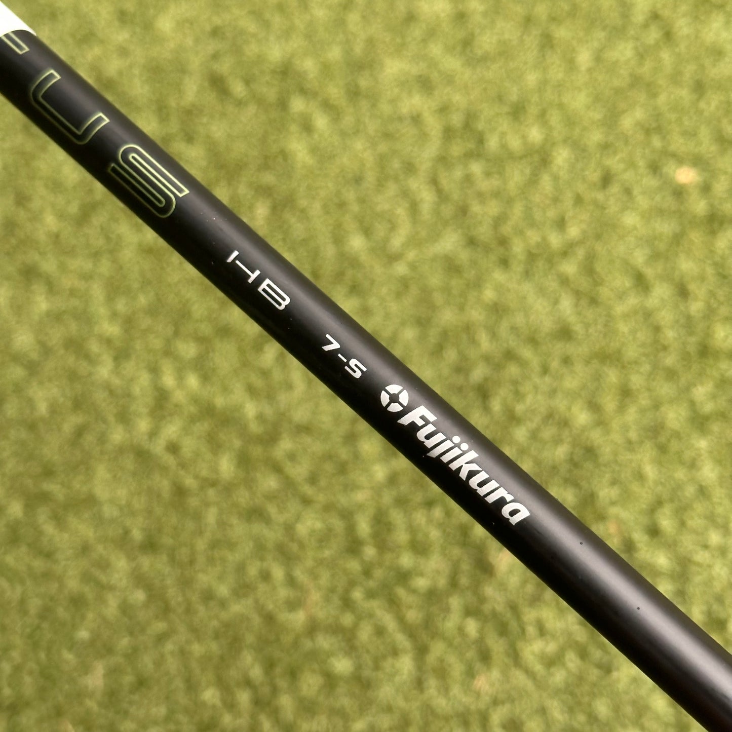 TaylorMade Qi35 #4 Hybrid / 22 Degree / Stiff Flex