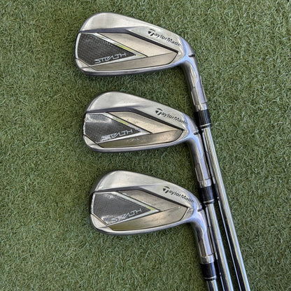 TaylorMade Stealth Iron Set / 6-PW / Regular Flex - Pre Owned Golf 