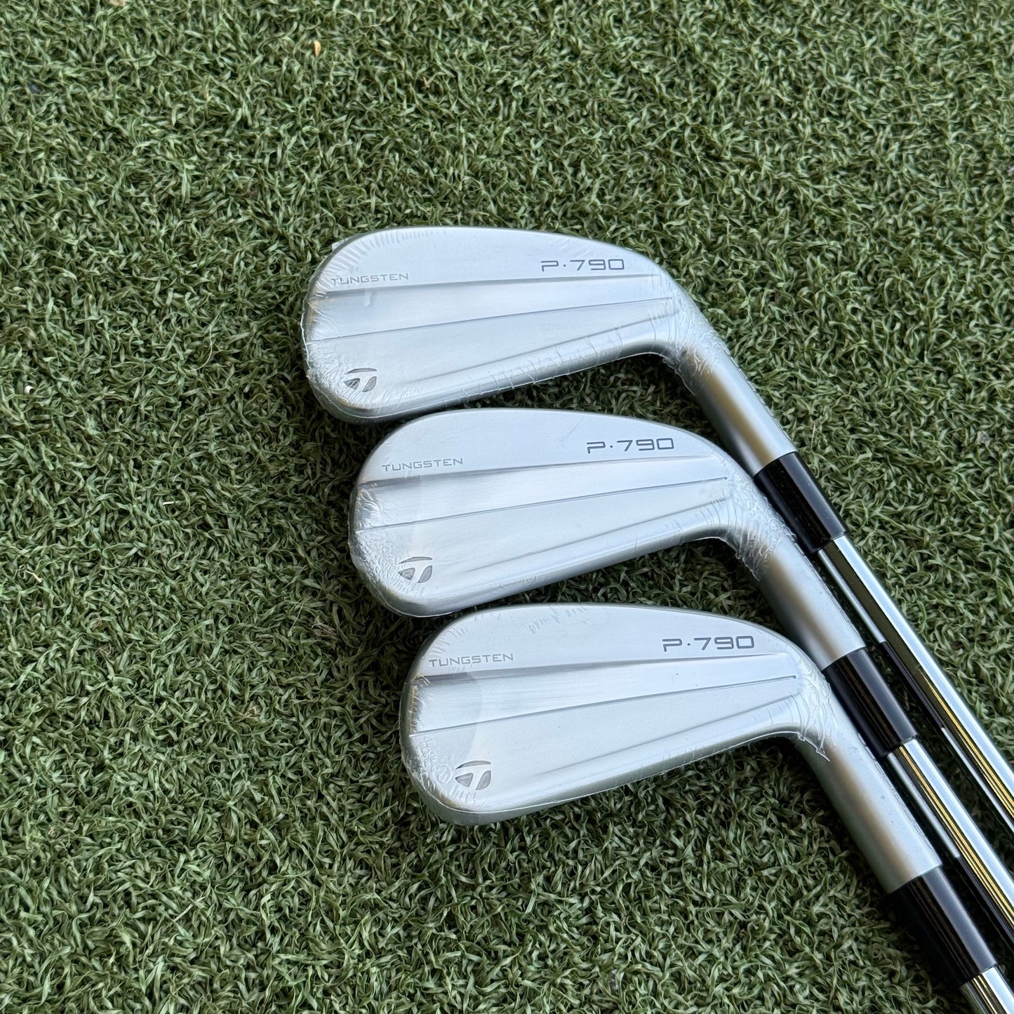 TaylorMade P790 2023 / 5-PW / Regular Flex