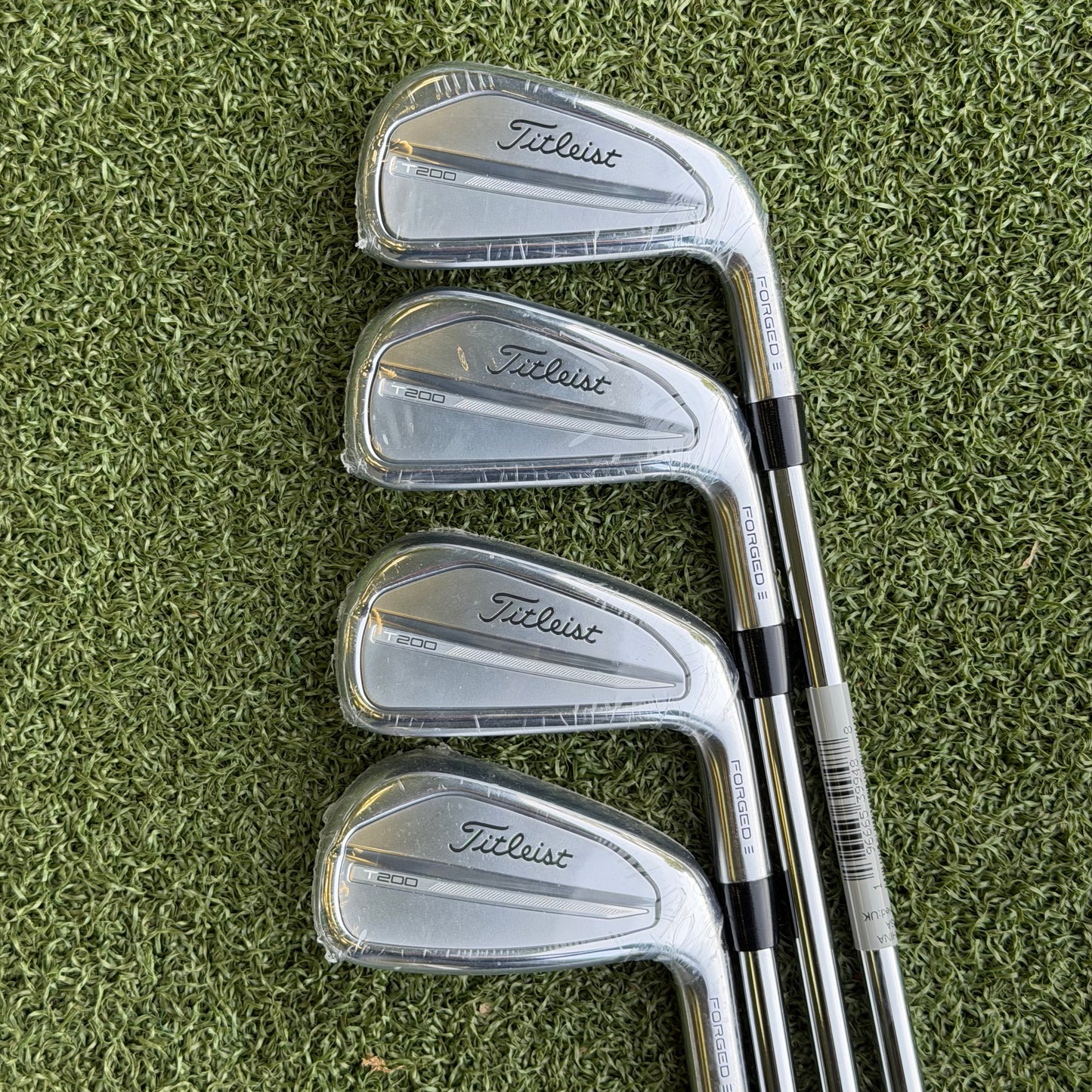 Titleist T200 2023 Iron Set / 5-PW+48 / Stiff Flex