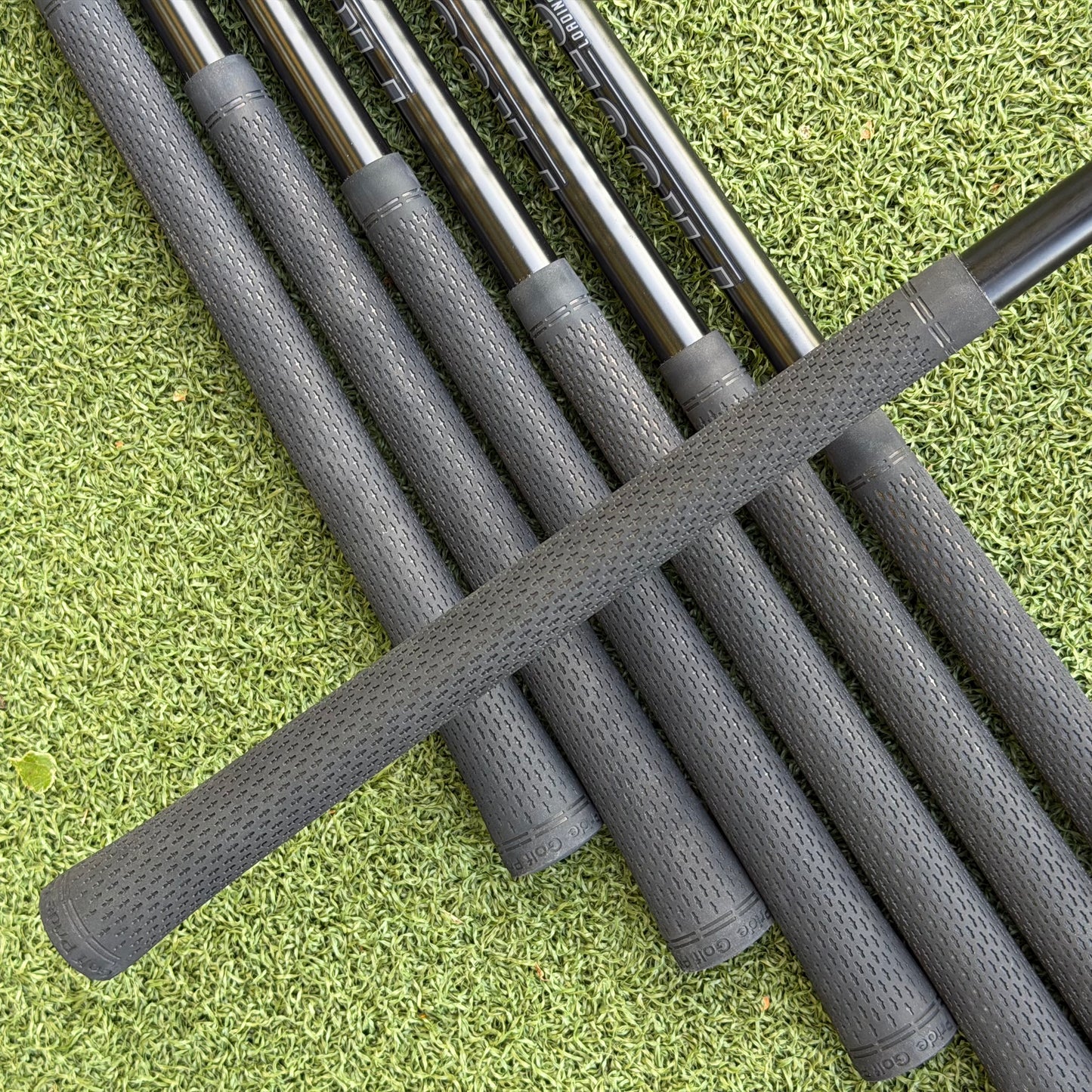 Titleist T150 Black Limited Edition Iron Set / 4-PW / Stiff Flex