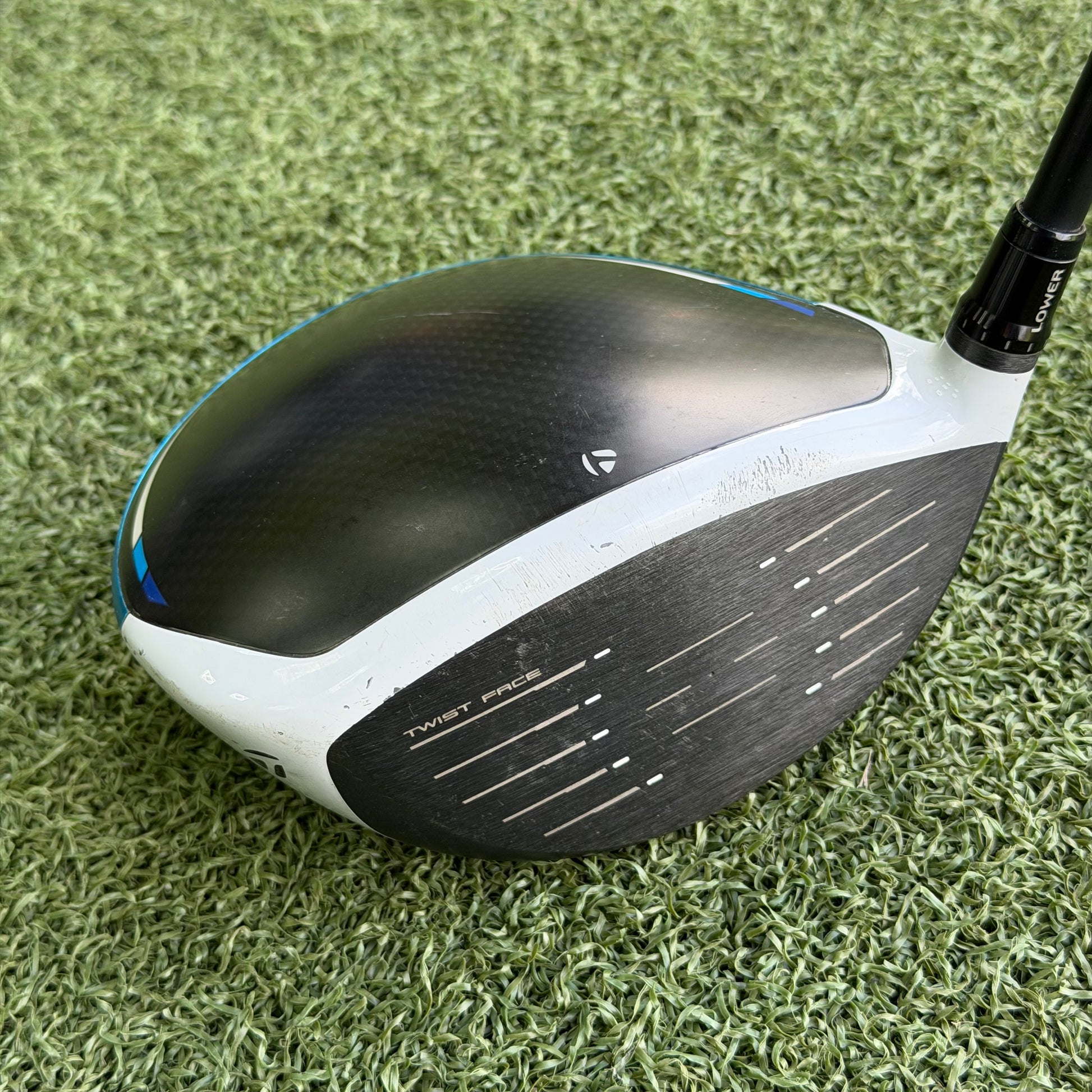 TaylorMade SIM2 Max Driver / 10.5 Degree / X-Stiff Flex - Pre Owned Golf 