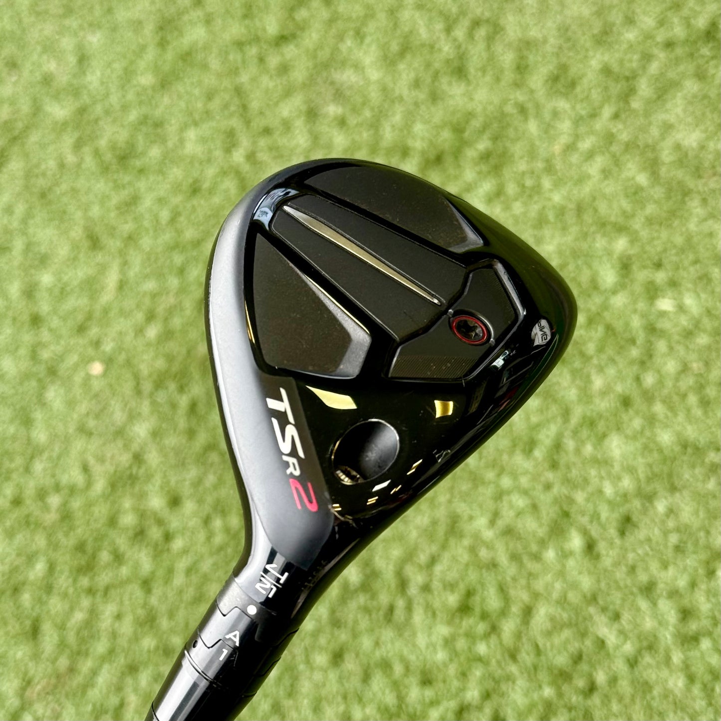 Titleist TSR2 #4 Hybrid / 21 Degree / Stiff Flex