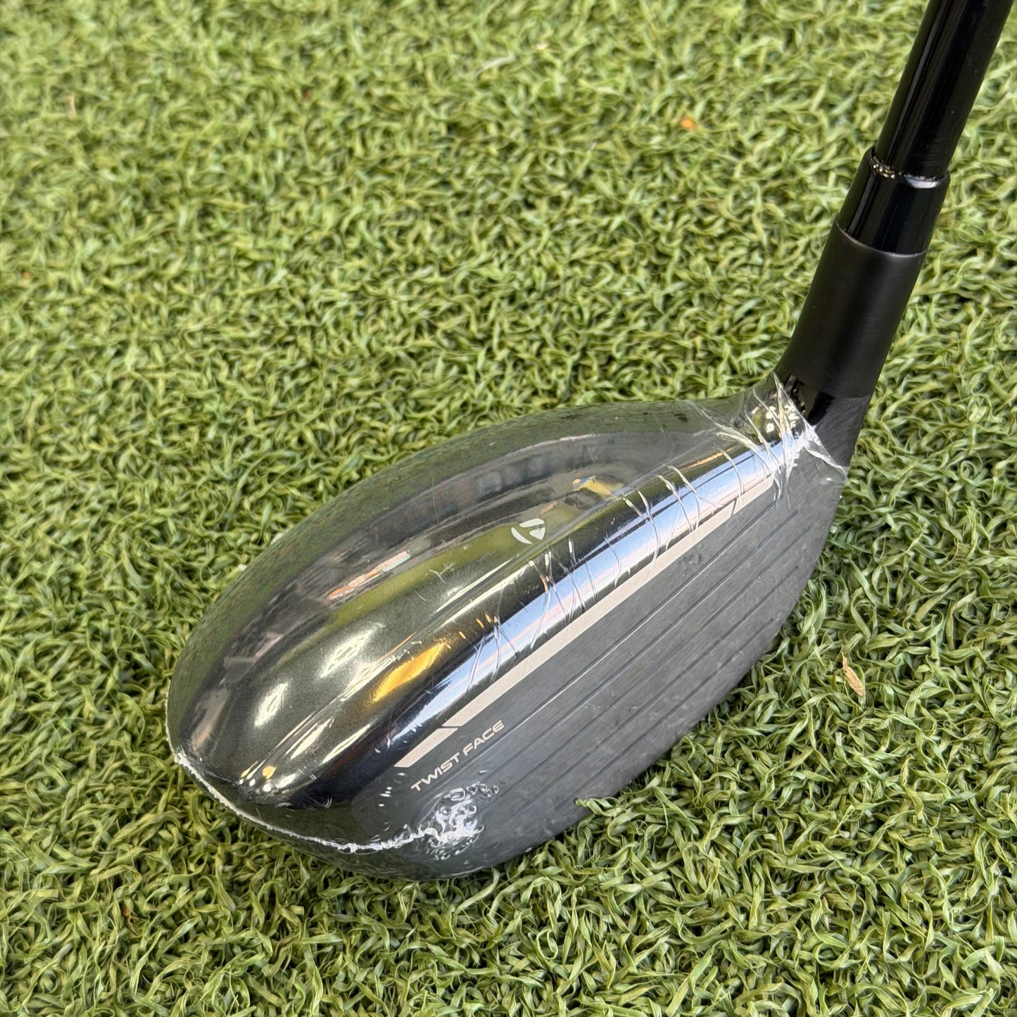 TaylorMade Qi10 #3 Hybrid / 19 Degree / Stiff Flex