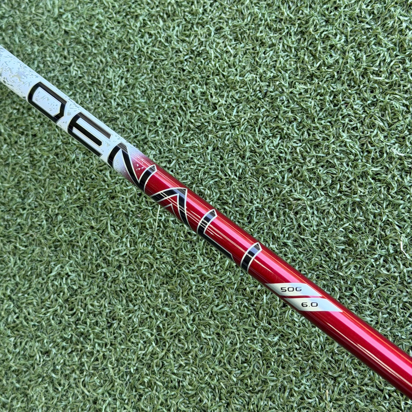 Cobra DS-Adapt Max D Golf Driver / 10.5 Degree / Stiff Flex