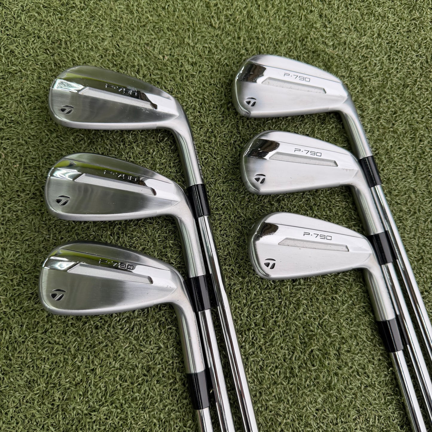 TaylorMade P790 (2025) Iron Set / 5-PW / Stiff Flex