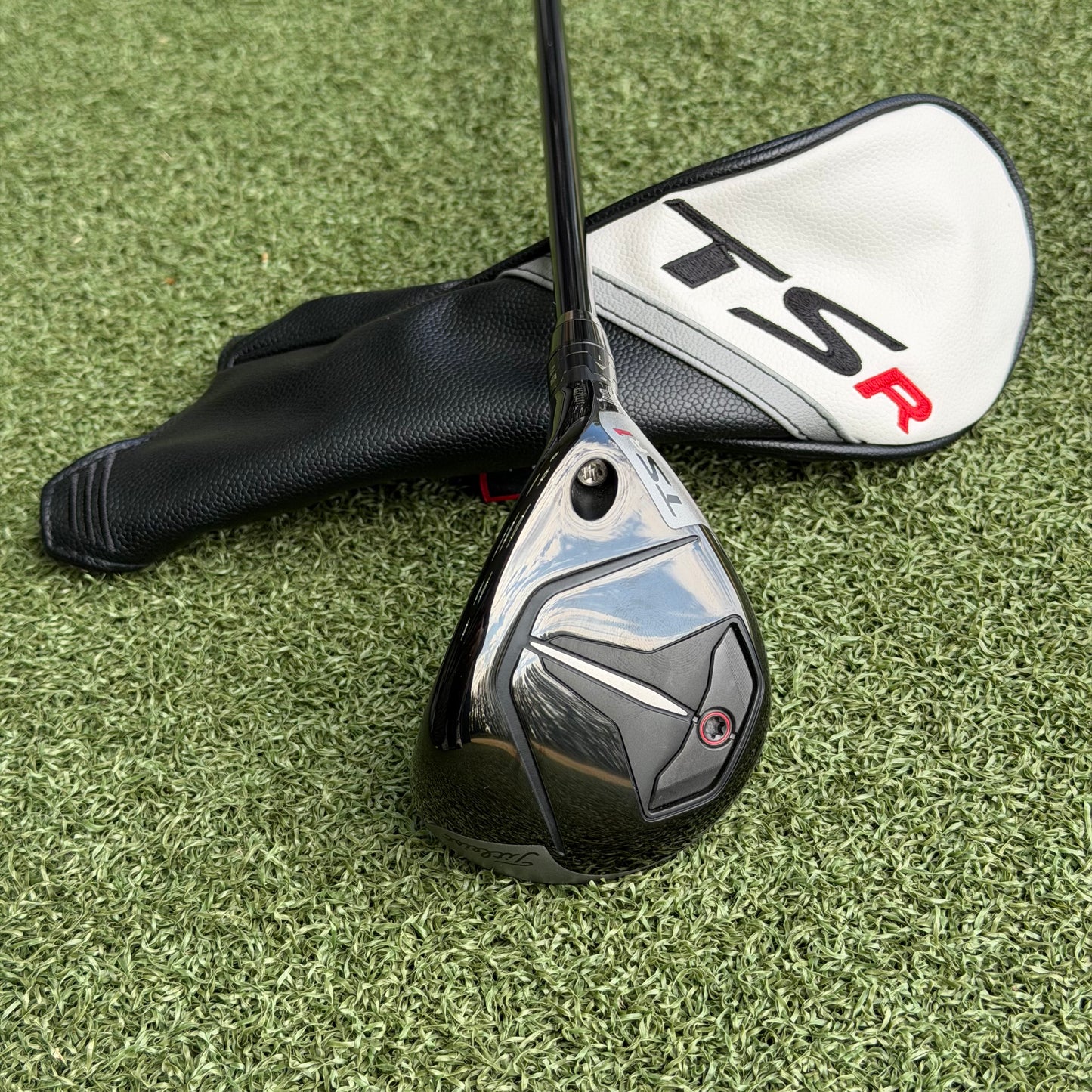 Titleist TSR1 #5 Hybrid / 23 Degree / Regular Flex