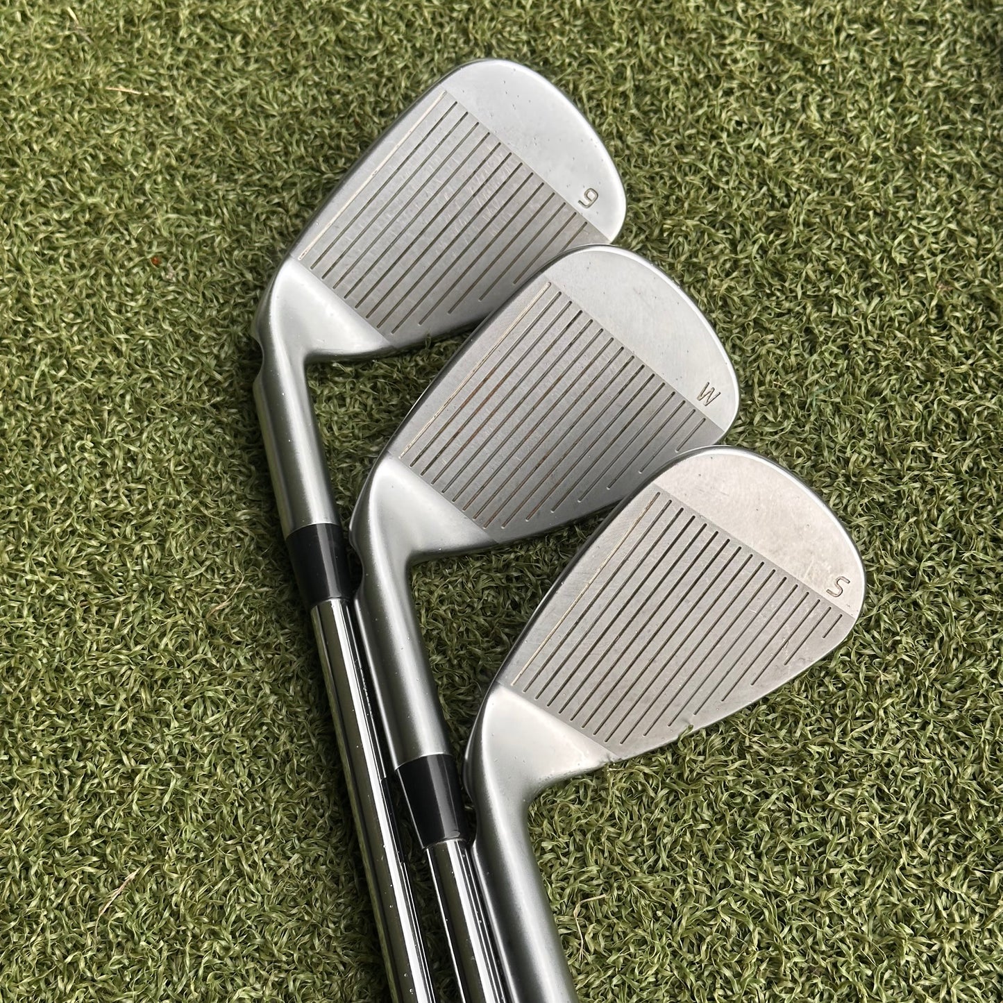 PING G425 Iron Set / 5-PW + SW / Regular Flex