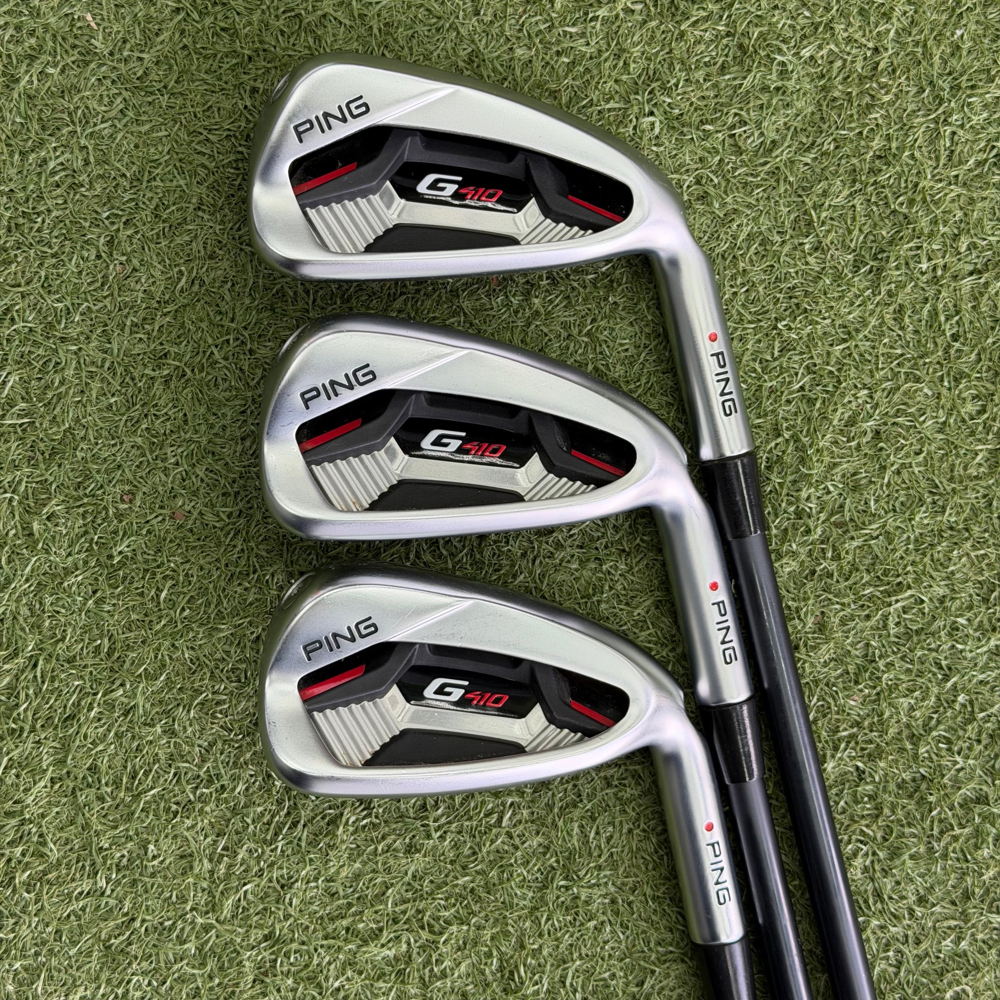 PING G410 Golf Iron Set / 6-PW+UW / Red Dot / Soft Regular Graphite Flex - Pre Owned Golf 