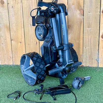 Motocaddy M7 REMOTE Electric Golf Trolley