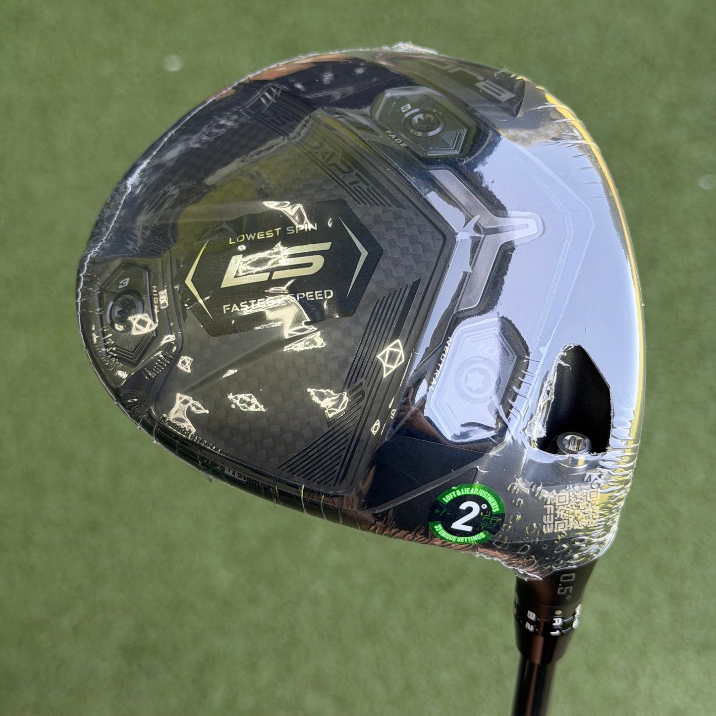 Cobra DS-Adapt LS Golf Driver / 10.5 Degree / Stiff Flex