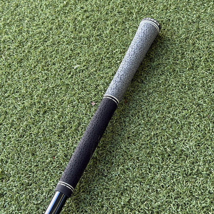 Mizuno ST-MAX 230 Golf Driver / 9.5 Degree / Regular Flex - Pre Owned Golf 