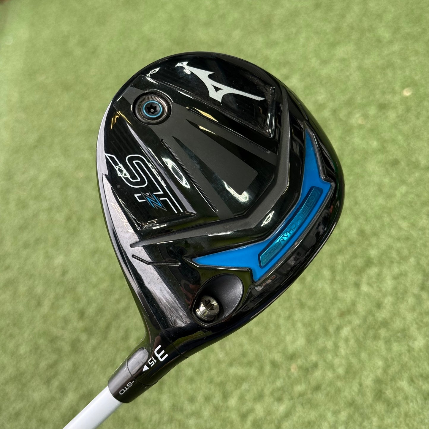 Mizuno ST-Max 230 #3 Fairway / 15 Degree / Stiff Flex