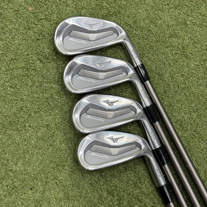 Mizuno Pro 243 Iron Set / 4-PW+GW / Regular Flex - Pre Owned Golf 