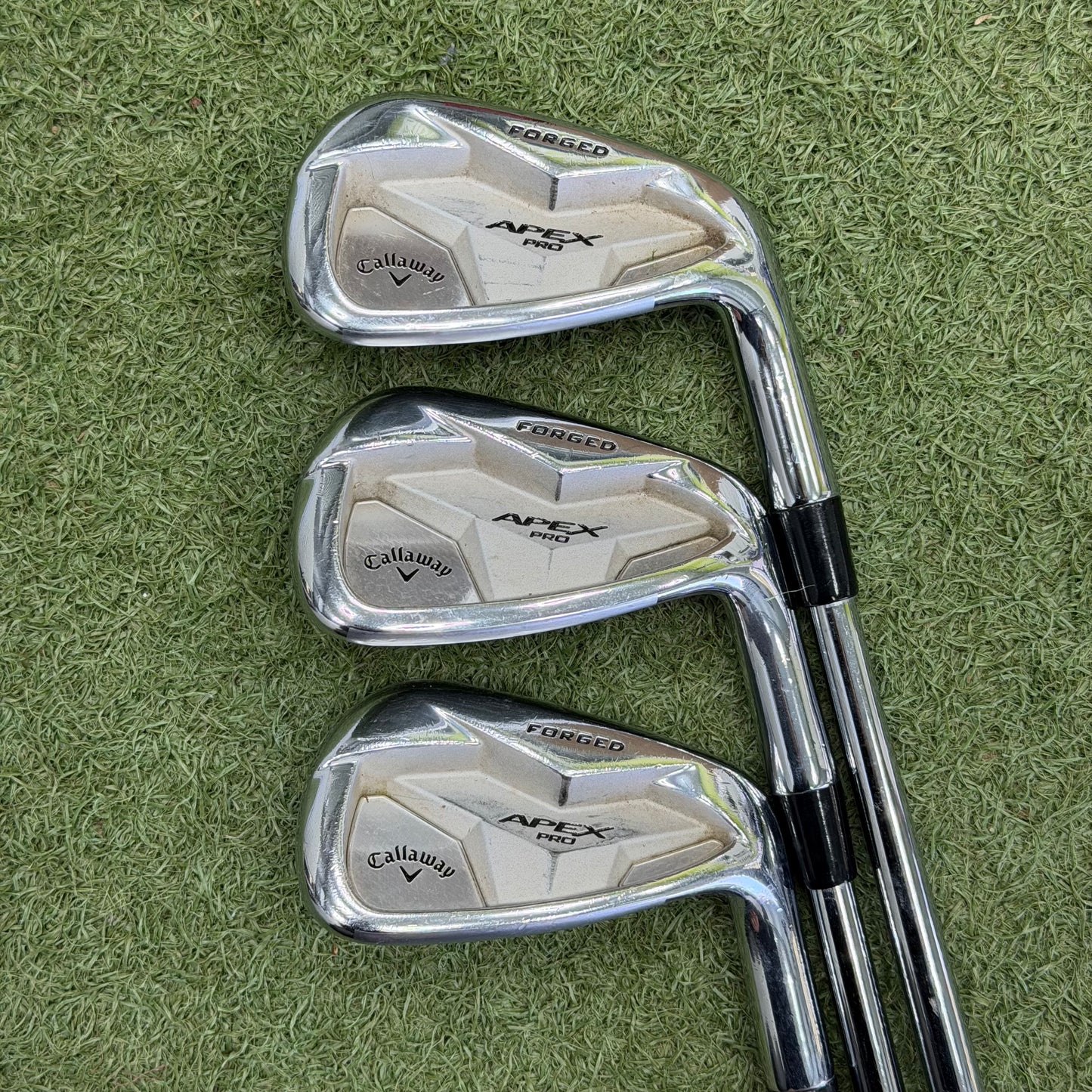 Callaway Apex Pro 2019 Forged Golf Iron Set / 4-PW / X-Stiff Flex