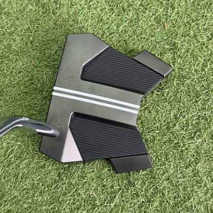 Scotty Cameron Phantom Black 11 Putter (2025) / 34 Inch - Pre Owned Golf 